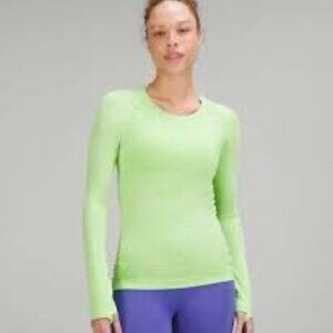 Womens lululemon Size 8 longsleeve lightweight Neon Green Shirt